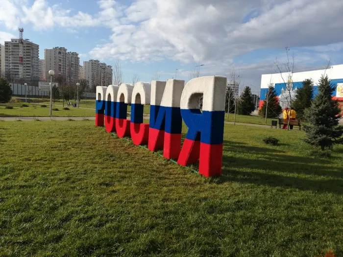 e3eb1235-f66a-4fc9-bf0f-c04e29fc465a