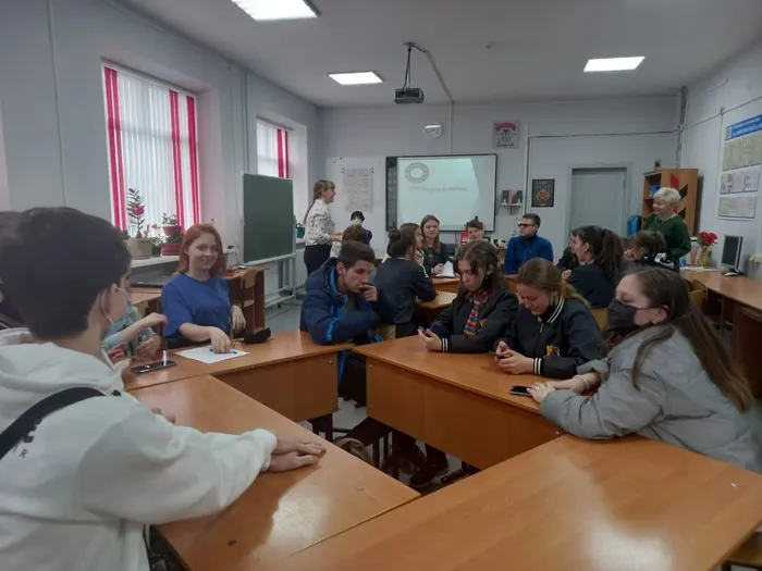 photo5296546110741002853